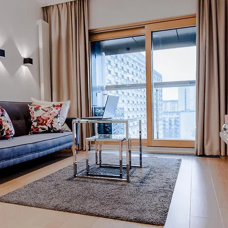 Mennica Patronus 바르샤바