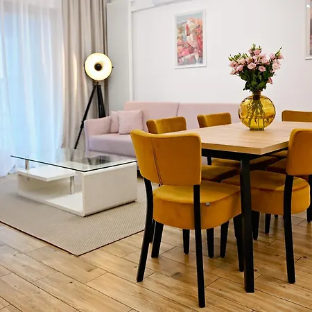 Mennica Patronus Apartment *