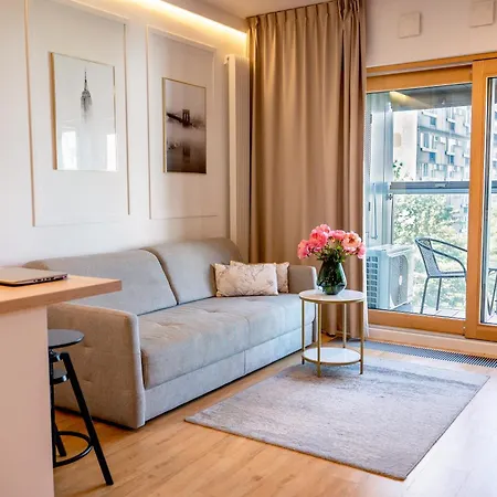 Mennica Patronus Apartment *