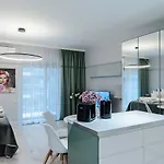 Appartement Mennica Patronus Warschau